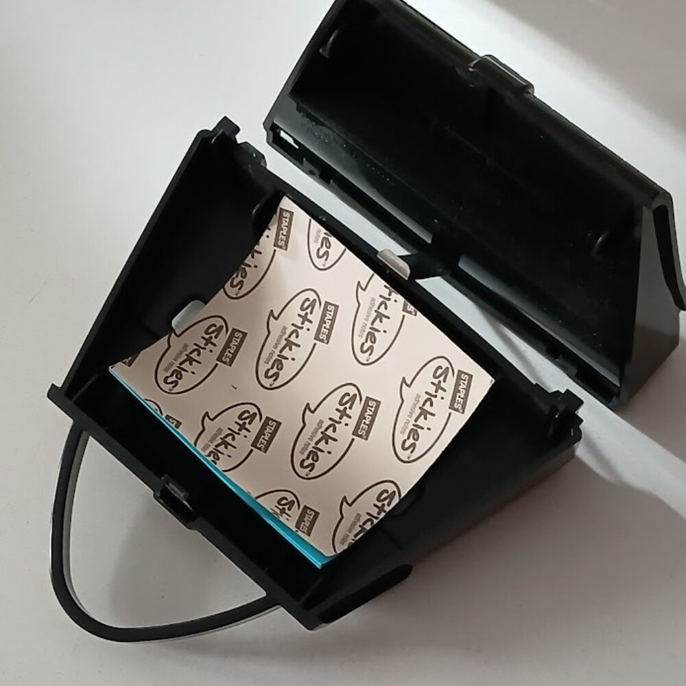 Fashionable Tape and Post It Dispensers - Picture 5 of 6